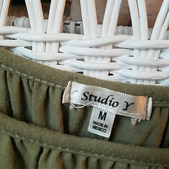 Top - Picture 3 of 4